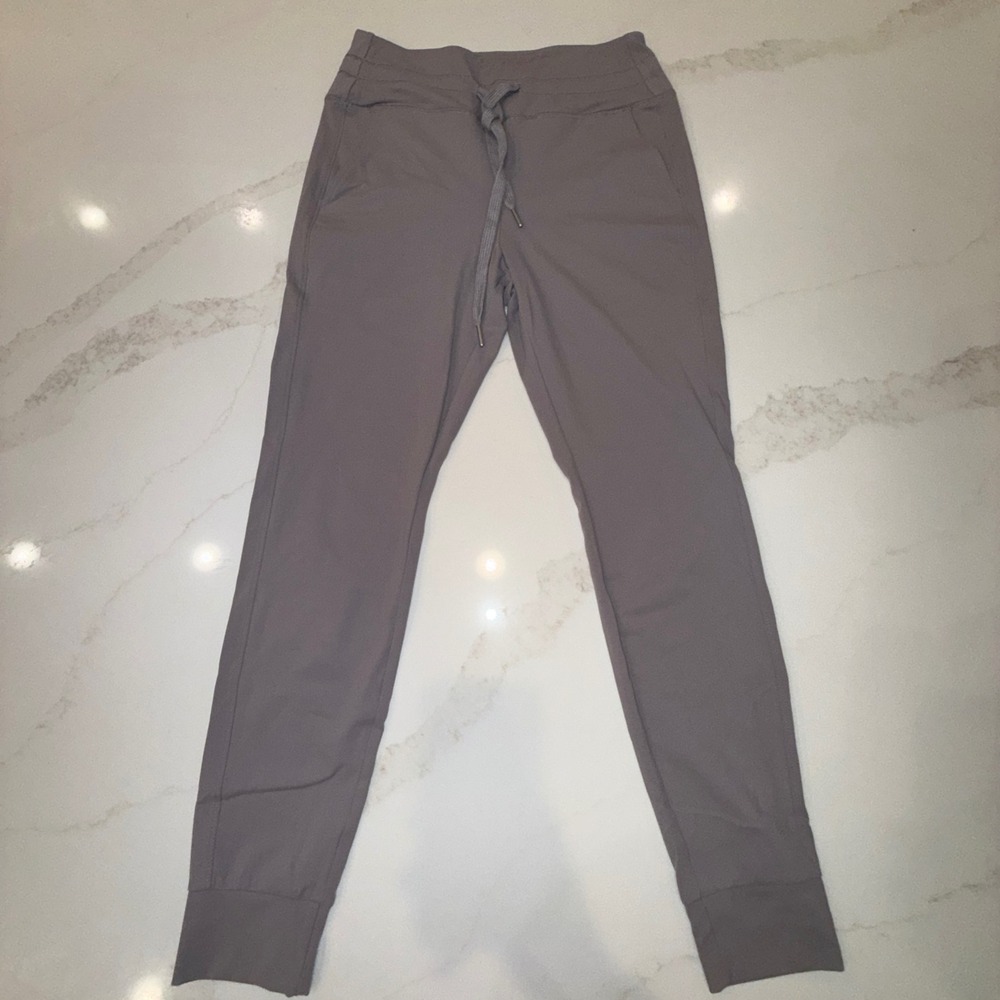 Halara Women M Regular Purple High Waisted Drawstring Joggers Athletic Pants